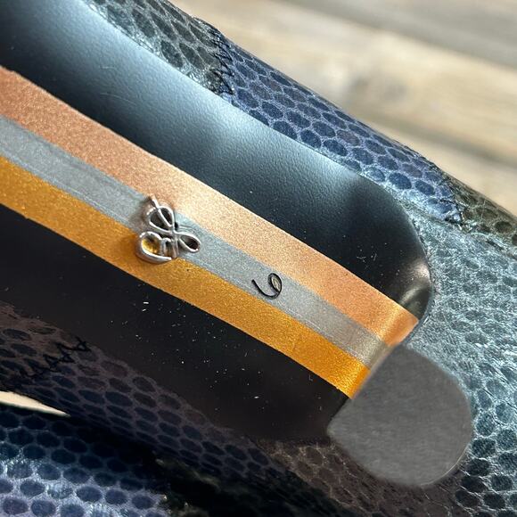 Sam Edelman NWOB Julianne Pumps in Navy/Gray size 6 - Picture 5 of 5